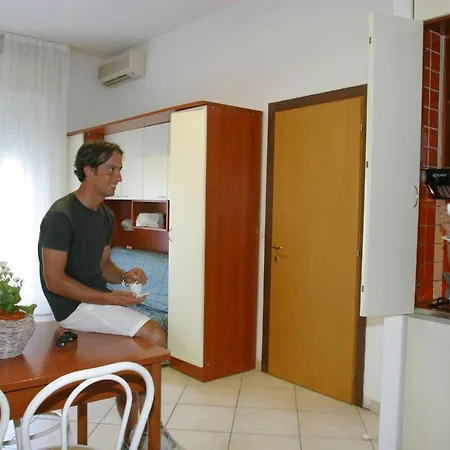 Appartement In 21387 *